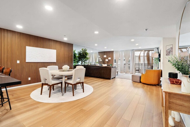 Photo - 2414 Front St Unit SI ID1513737P