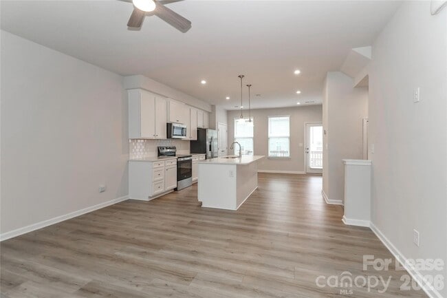 Photo - 5038 Springarn Ct