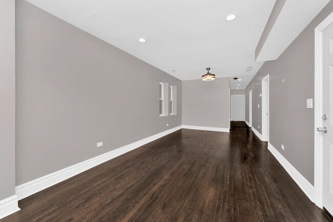 Photo - 2118 S 59th Ave Unit 3