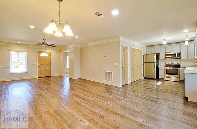 Photo - 5777 E Oglethorpe Hwy