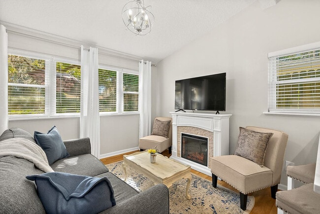 Photo - 12 Sylvan Dr Unit ID1281910P