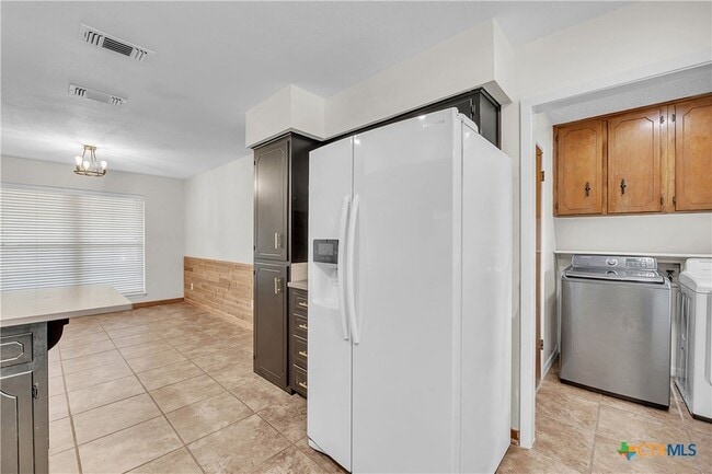 Photo - 613 Manning Dr