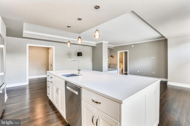 Photo - 4915 Hampden Ln Unit 101