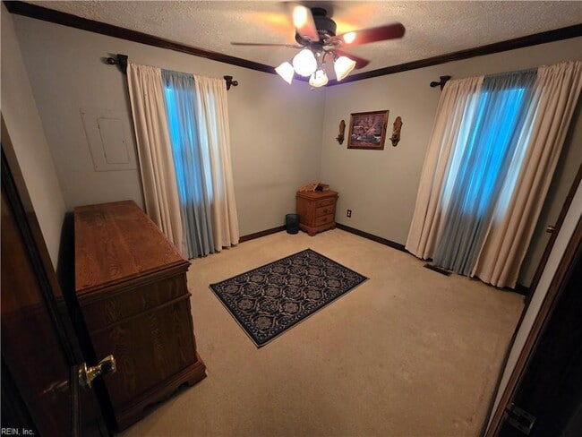 Photo - 35 Laurel Dr