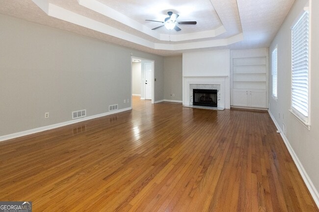 Photo - 374 McGiboney Rd