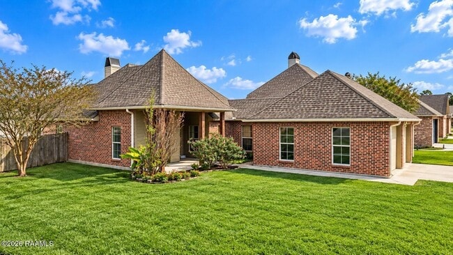 Photo - 101 Tara Oak Dr