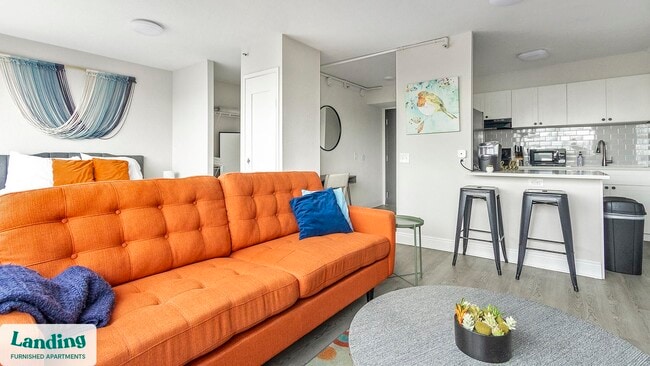 Photo - 305 Dr. M.L.K. Jr St S