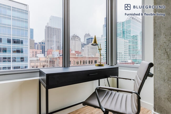 Photo - 165 N Desplaines St Unit FL10-ID1139