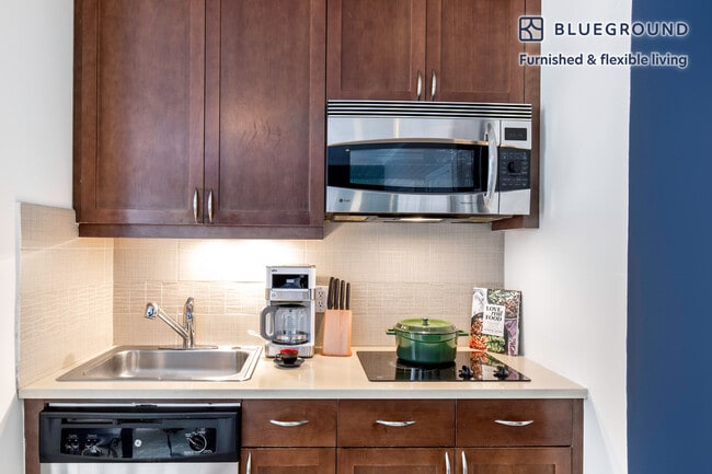 Photo - 488 7th Ave Unit FL10-ID143