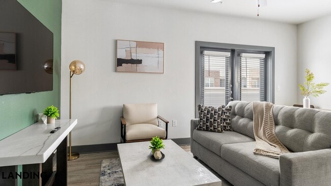 Building Photo - 551 Crossroads Pkwy Unit 5307