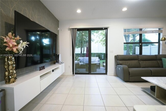Photo - 10111 Akenside Dr