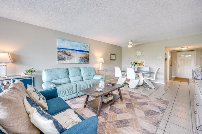 Photo - 7452 W Country Club Dr N Unit SI FL1-ID1546435P