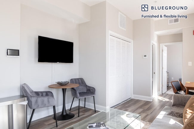 Photo - 133 7th St SE Unit FL3-ID822