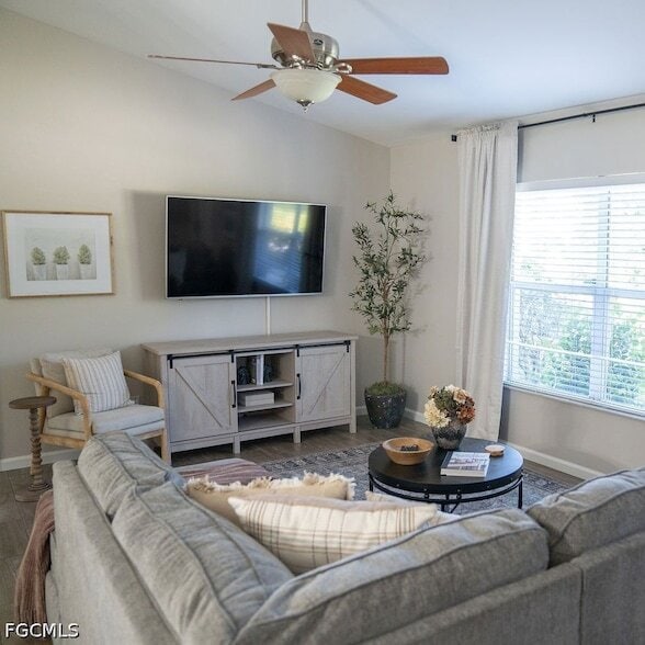 Photo - 6048 Joplin Ave