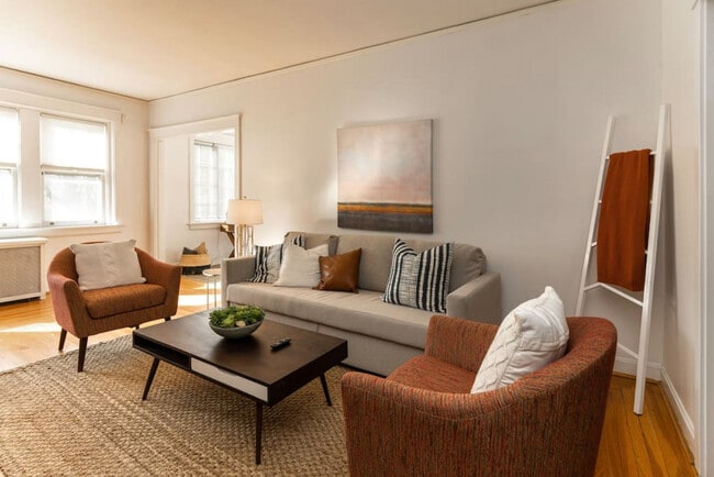 Building Photo - 2584 Madison Rd Unit ID1056073P