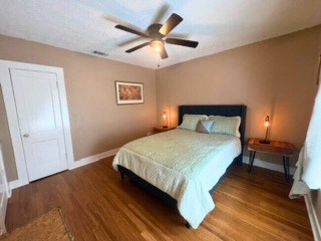 Photo - 130 N Estelle St Unit SI ID1585467P