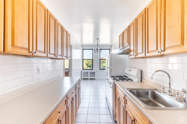 eat-in kitchen - The Princeton