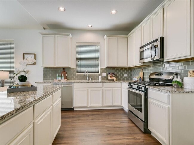 Photo - 736 Bonnet Blvd