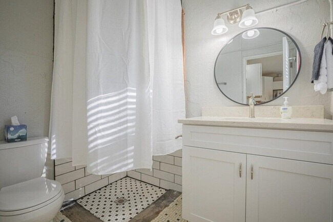 Photo - 838 Bobbin Mill Rd Unit ID1302848P