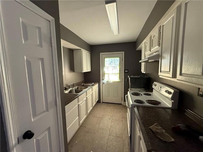 Photo - 2925 Daniel Dr