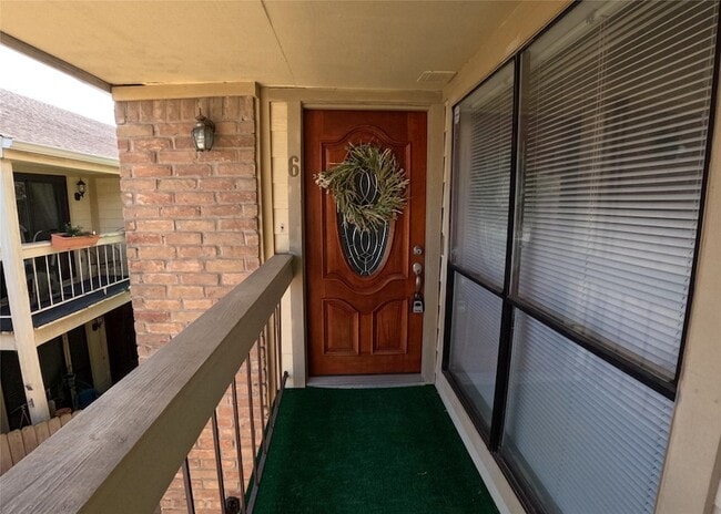 Photo - 1881 Bering Dr Unit 6