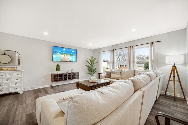 Photo - 706 Christy Ln Unit ID1301331P