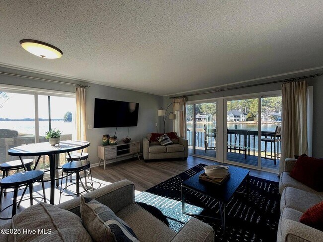 Photo - 250 Sugar Gum Ln Unit 104