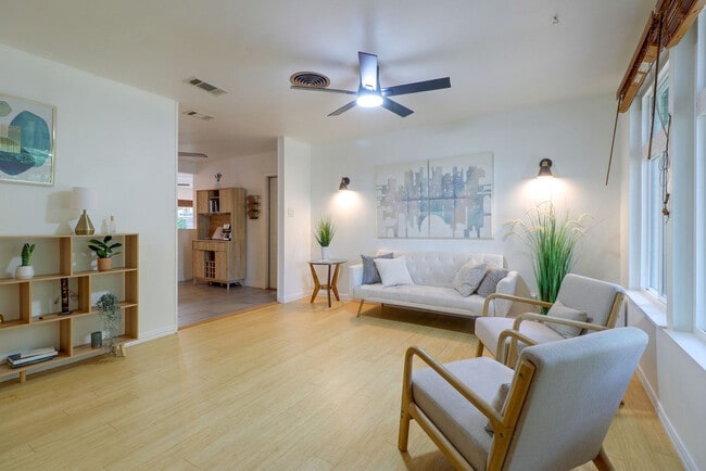 Photo - 6304 Peggy St Unit SI ID1605359P
