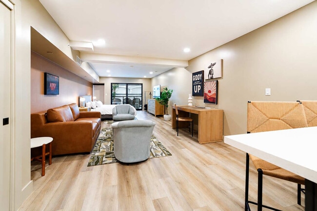 Building Photo - 4238 N Craftsman Ct Unit SI FL2-ID1608855P