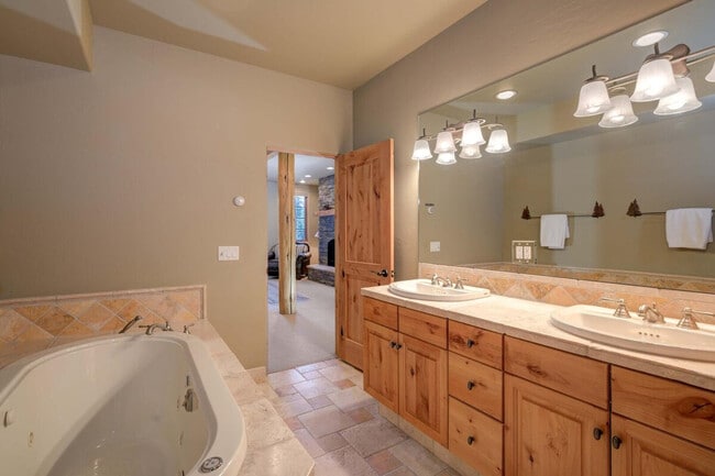 Photo - 12 Lower Mountain Home Road Unit SI ID1255698P