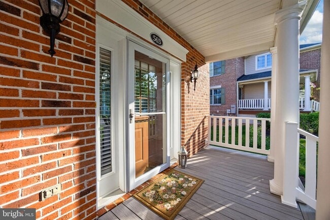 Photo - 563 Gramercy Ln