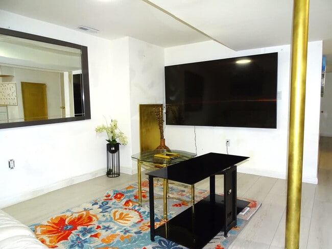 Photo - 7 Scannell Rd Unit SI ID1593870P