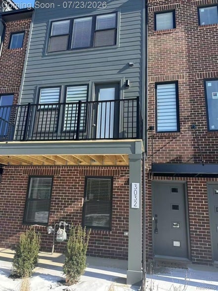 Building Photo - 3032 Hydrangea Ln