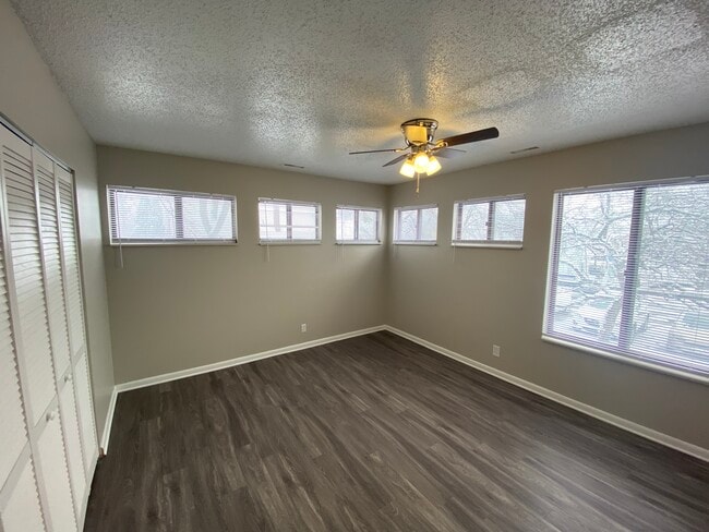 Photo - Grey Ridge Apartments