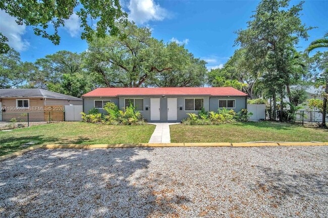 Building Photo - 1548 NE 131st Ln Unit 1550