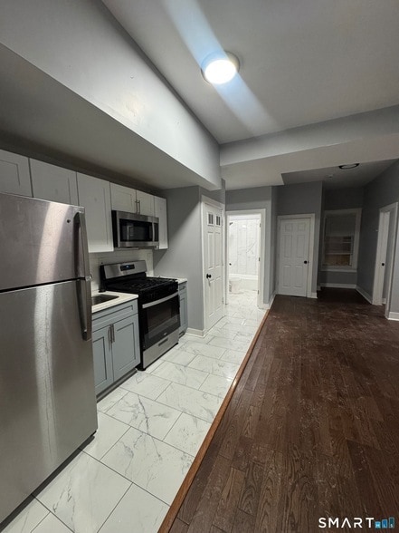 Building Photo - 148 Rosette St Unit 1B