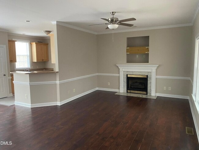 Photo - 7212 Deer Brook St