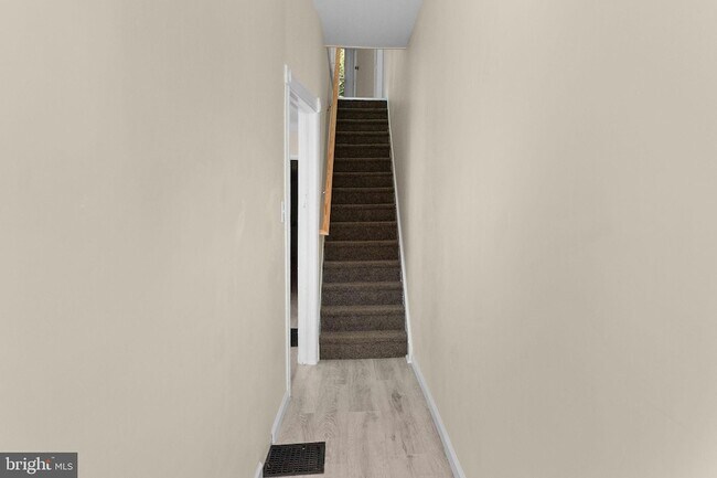 Photo - 28 Poplar St