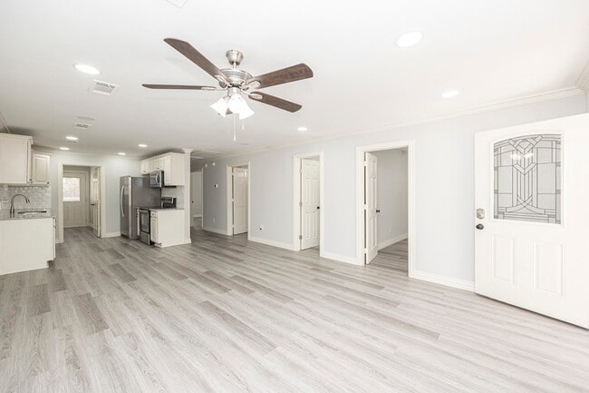 Photo - 9910 Dalrock Rd