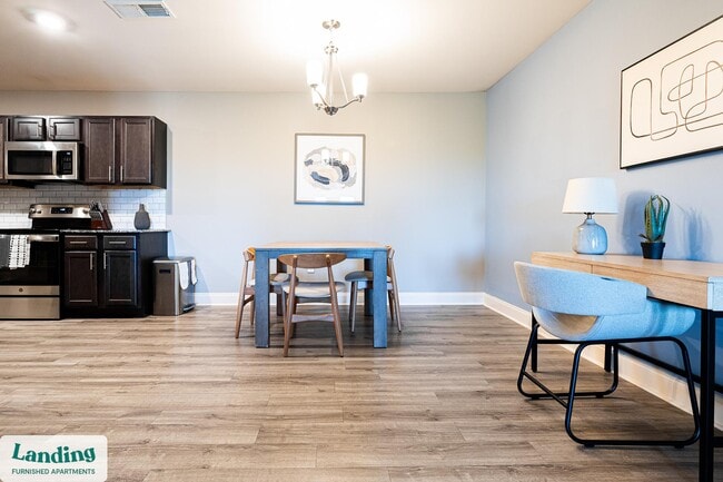 Photo - 305 Laredo Dr Unit 4-302