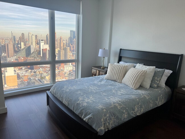Photo - 605 W 42nd St Unit SI ID1461699P