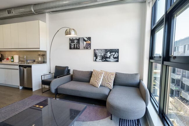 Photo - 1414 Grand St Unit ID1295530P