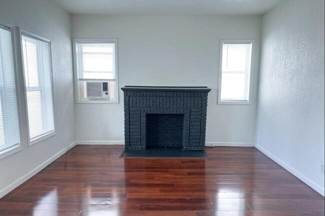 Photo - 11 Norwood St Unit 4