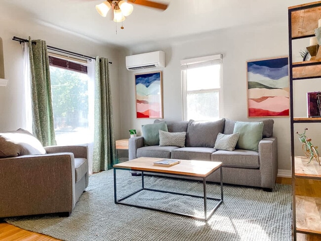 Building Photo - 920 W Lemp St Unit ID1324050P