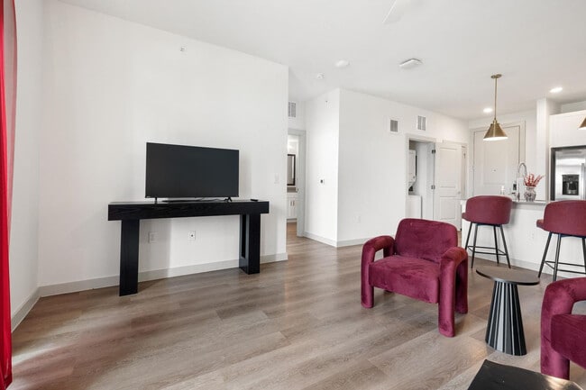 Photo - 1301 Leah Ave Unit FL1-ID1355779P