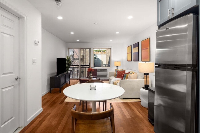 Building Photo - 15 St Marks Pl Unit ID1291588P