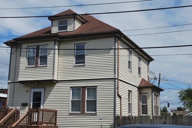 Photo - 68 Hussey St