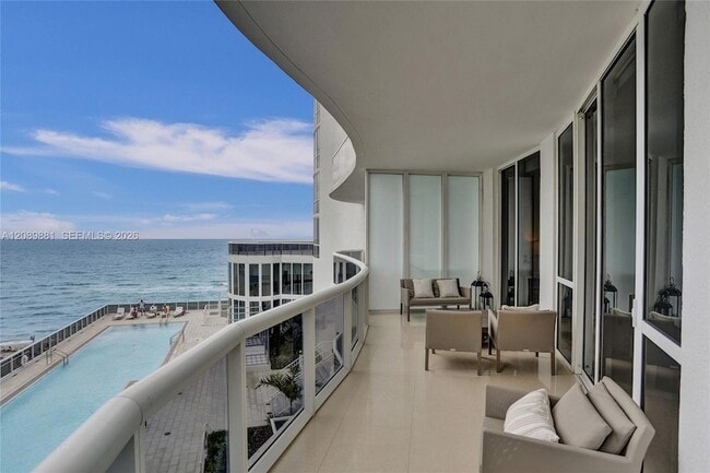 Photo - 15901 Collins Ave Unit 603