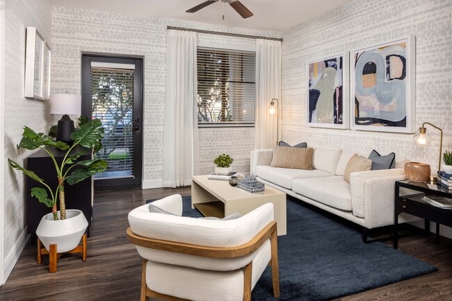 Photo - Locklyn West Palm