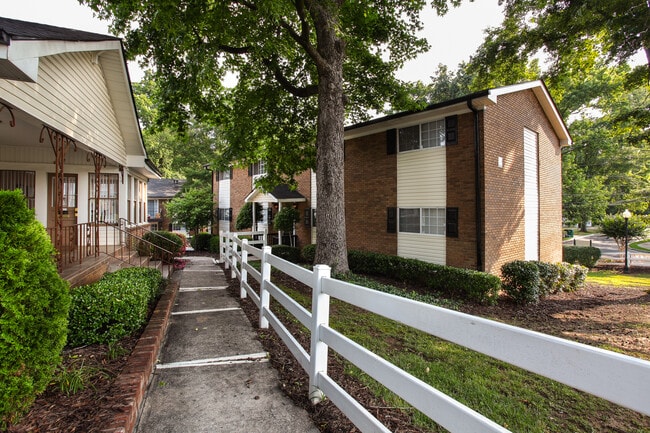 Photo - Mitchell`s Park Apartments